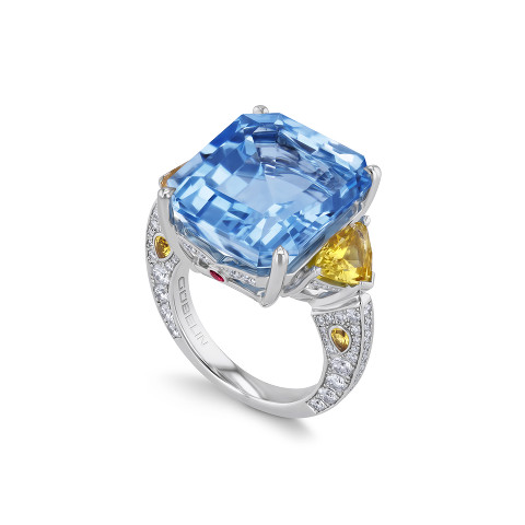 Ring with aquamarine