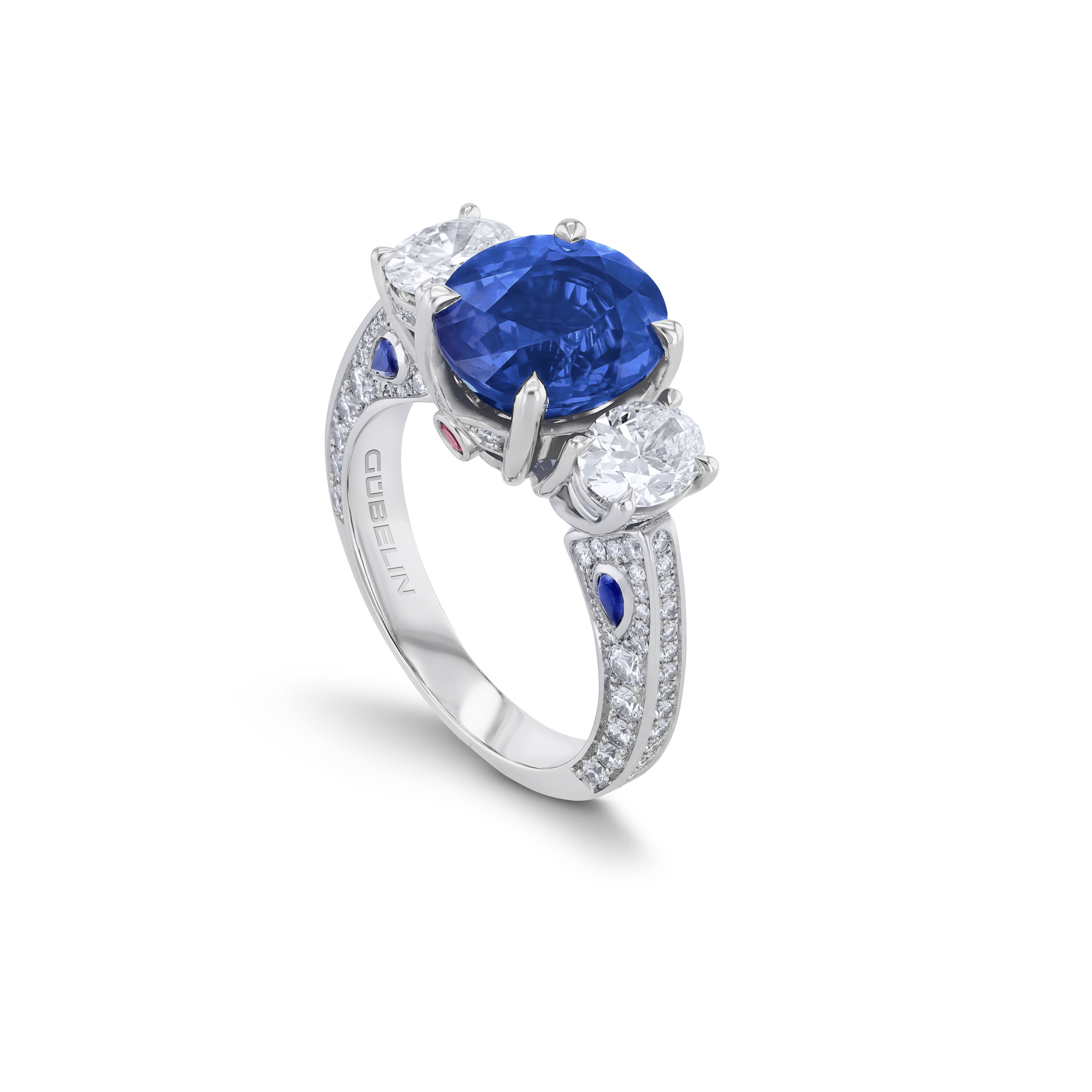 Sapphire ring