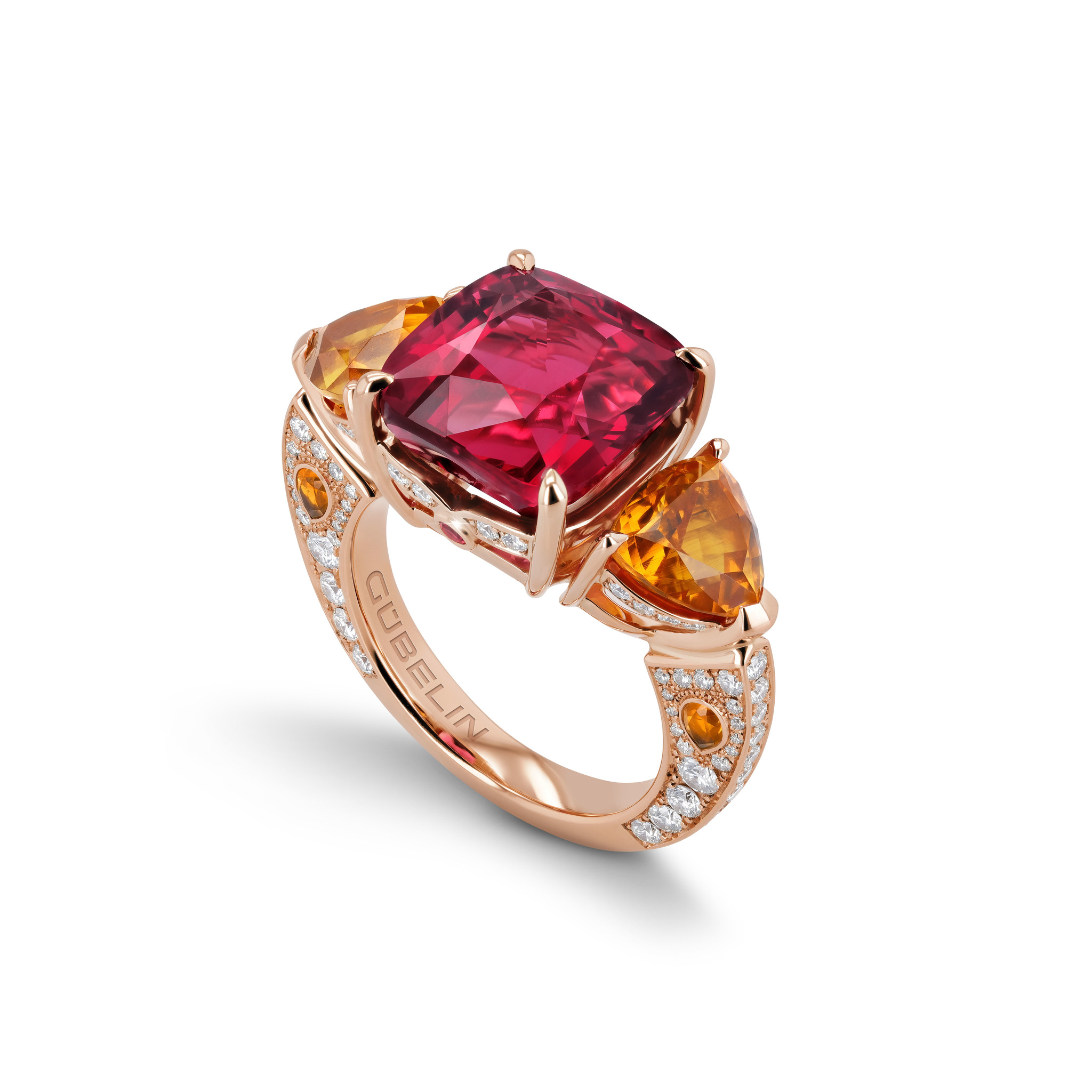 Ring with spinel